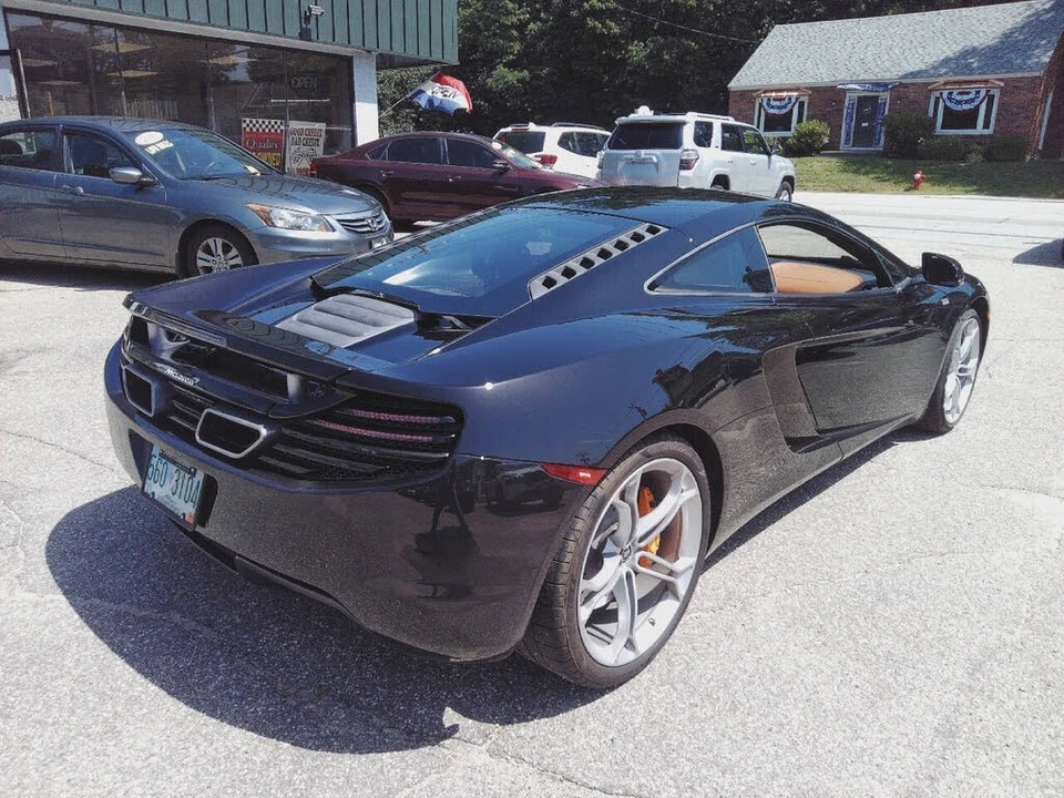 2012 McLaren MP4-12C - Image 6 of 31