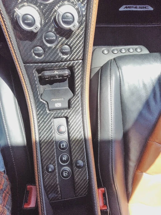 2012 McLaren MP4-12C - Image 26 of 31