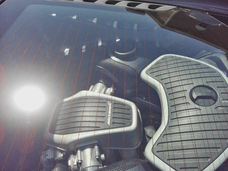 2012 McLaren MP4-12C - Image 16 of 31