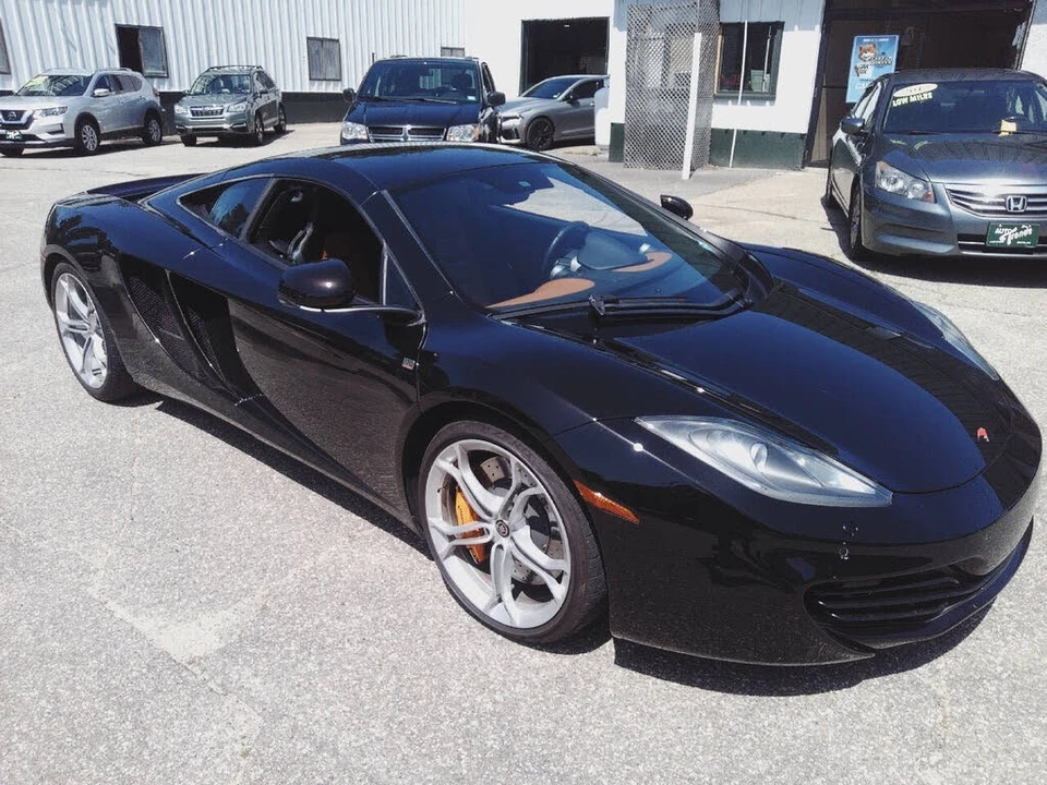 2012 McLaren MP4-12C - Image 8 of 31
