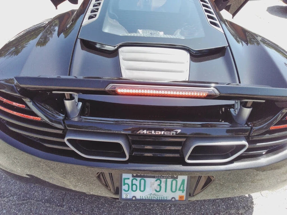 2012 McLaren MP4-12C - Image 30 of 31