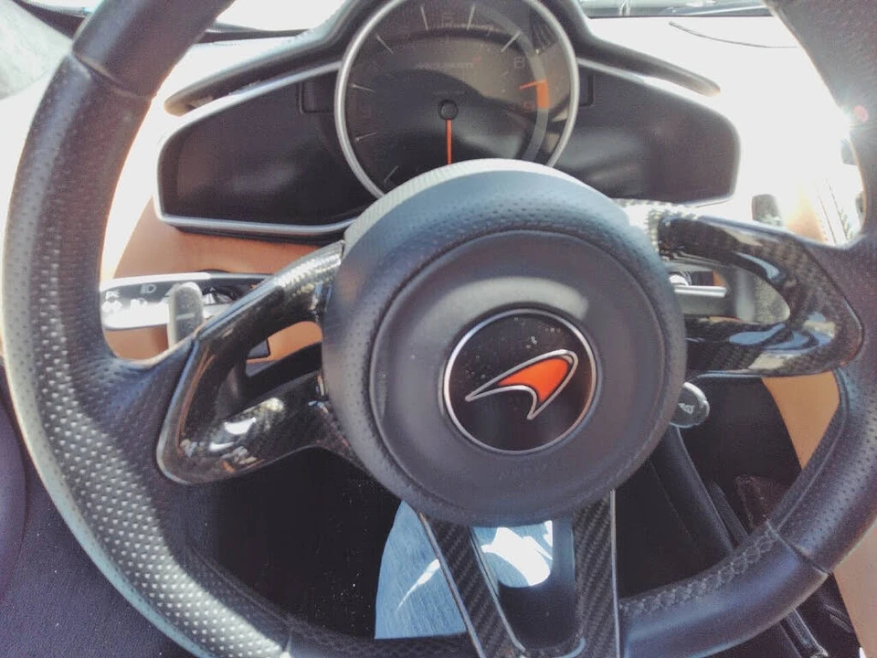 2012 McLaren MP4-12C - Image 25 of 31