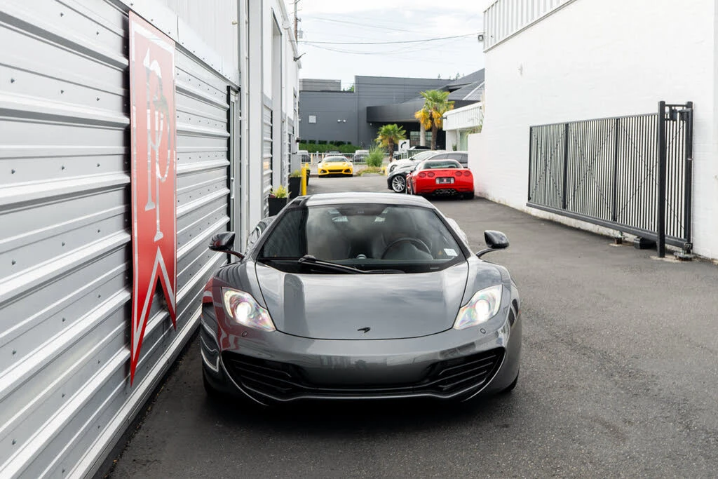 2012 McLaren MP4-12C - Image 30 of 31