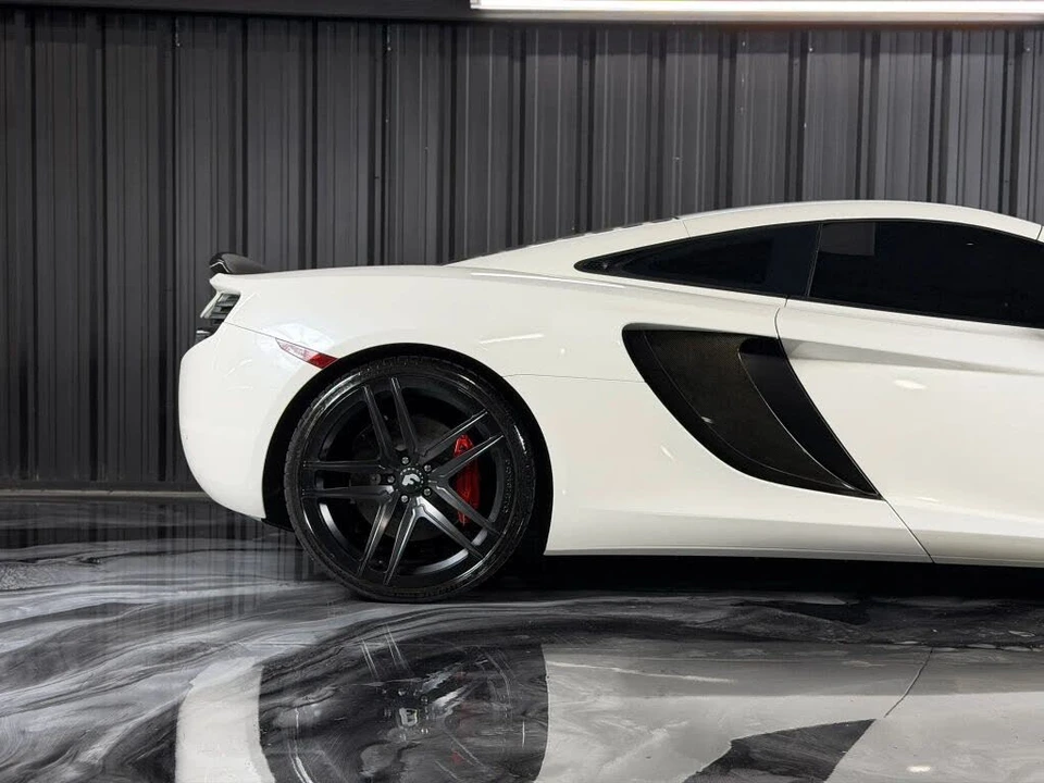 2012 McLaren MP4-12C - Image 10 of 26