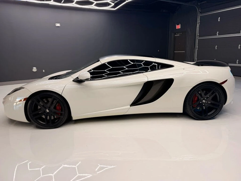 2012 McLaren MP4-12C - Image 3 of 22