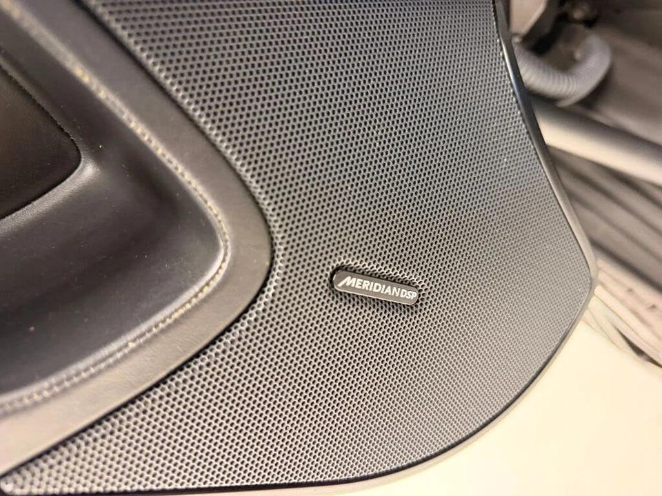 2012 McLaren MP4-12C - Image 20 of 22