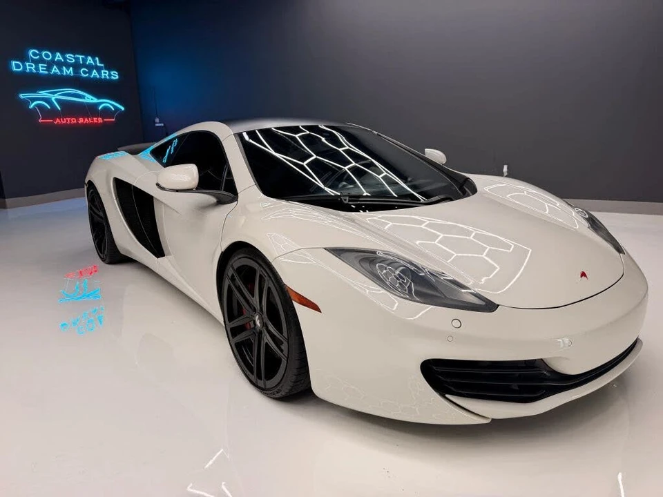 2012 McLaren MP4-12C - Image 10 of 22