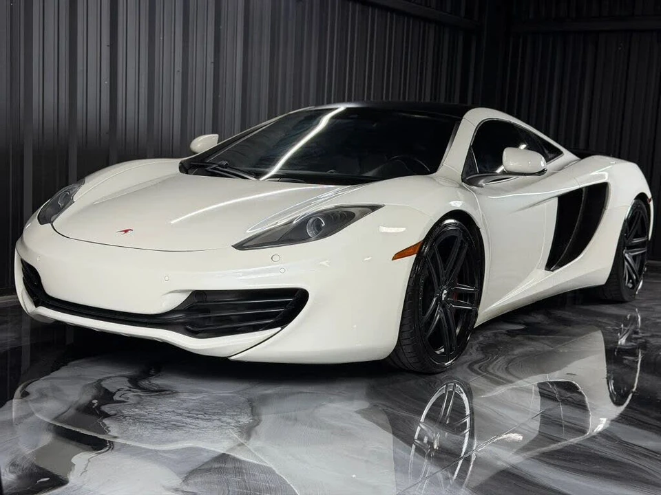 2012 McLaren MP4-12C - Image 17 of 26