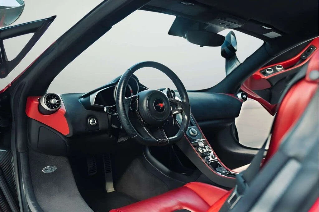2012 McLaren MP4-12C - Image 14 of 26