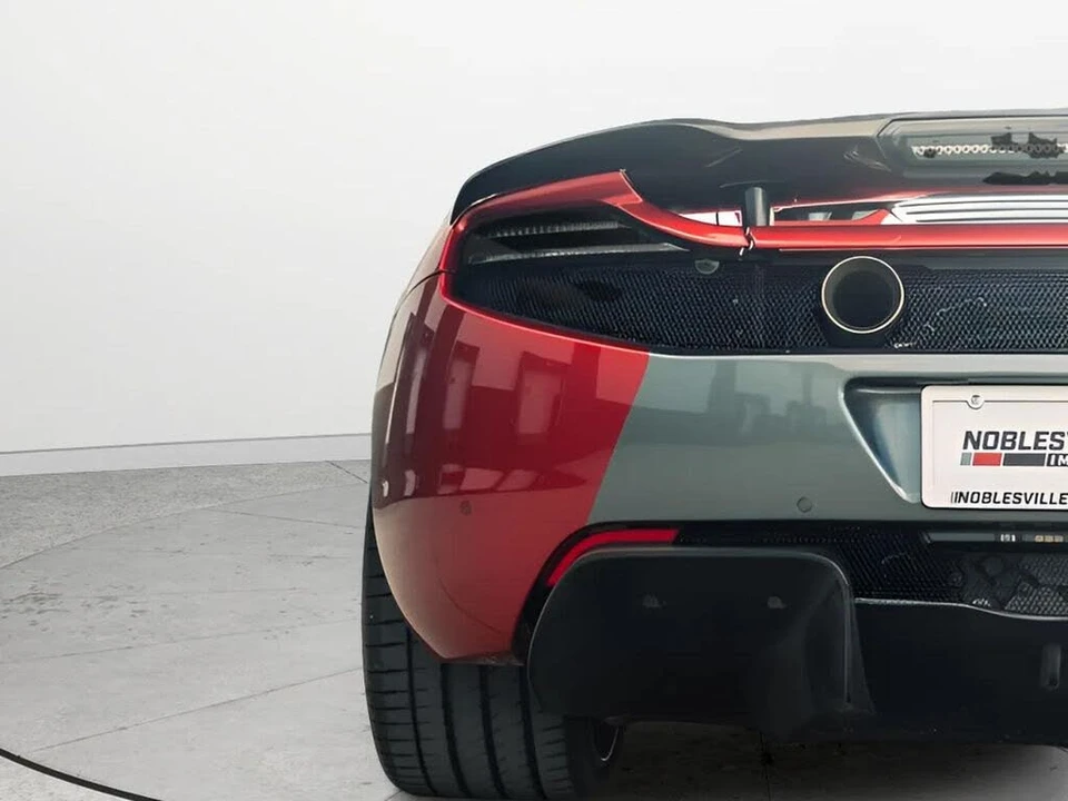 2012 McLaren MP4-12C - Image 11 of 26