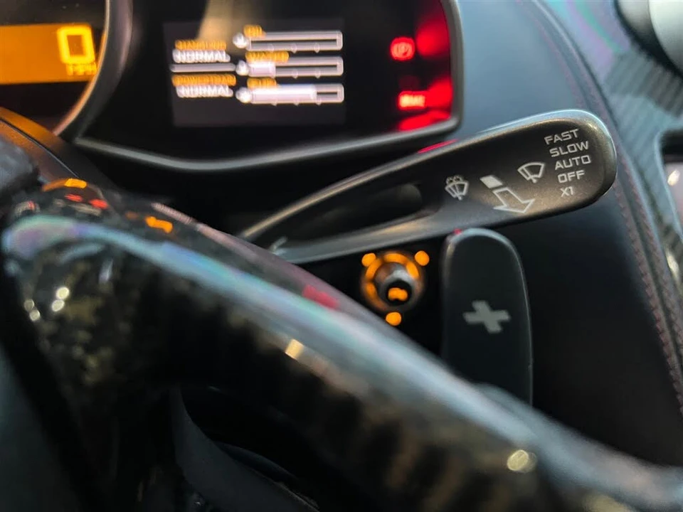 2012 McLaren MP4-12C - Image 13 of 25