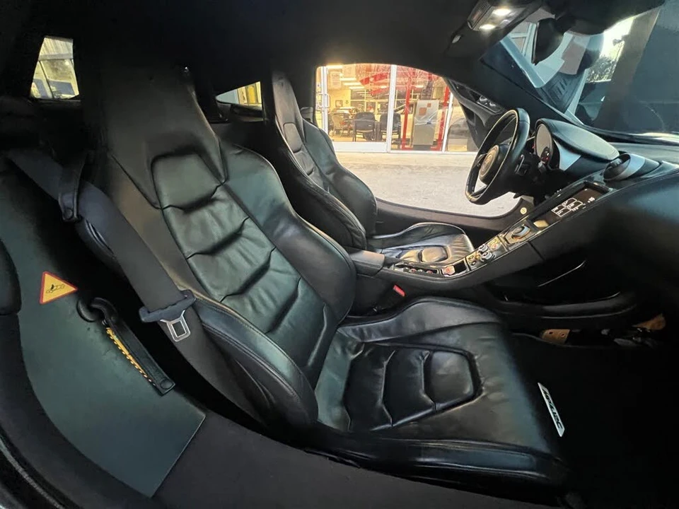 2012 McLaren MP4-12C - Image 22 of 25