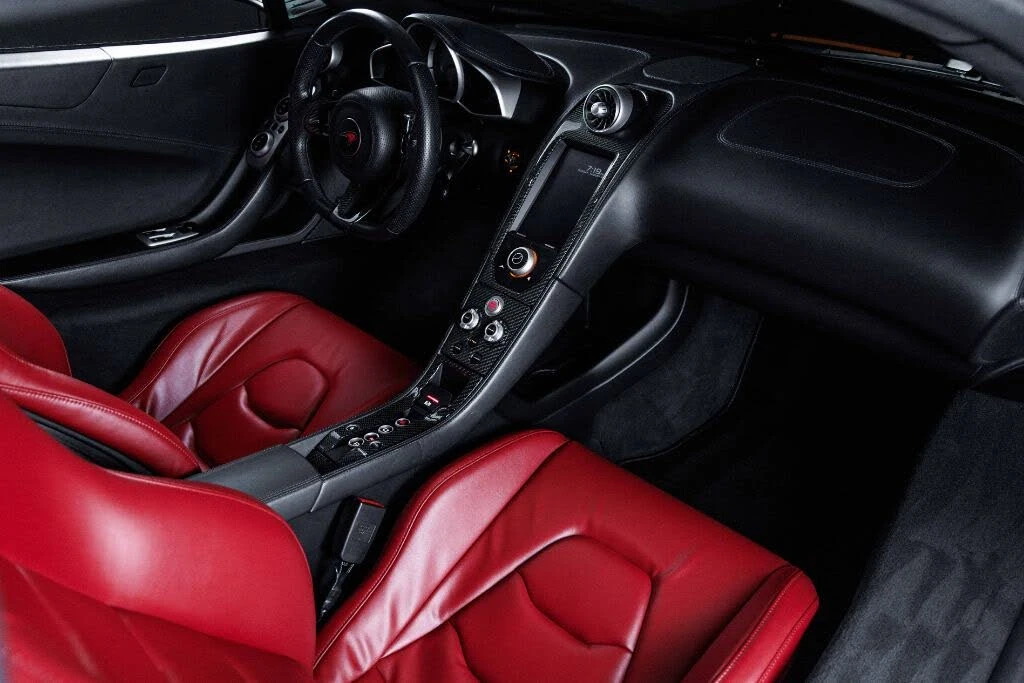 2012 McLaren MP4-12C - Image 31 of 31