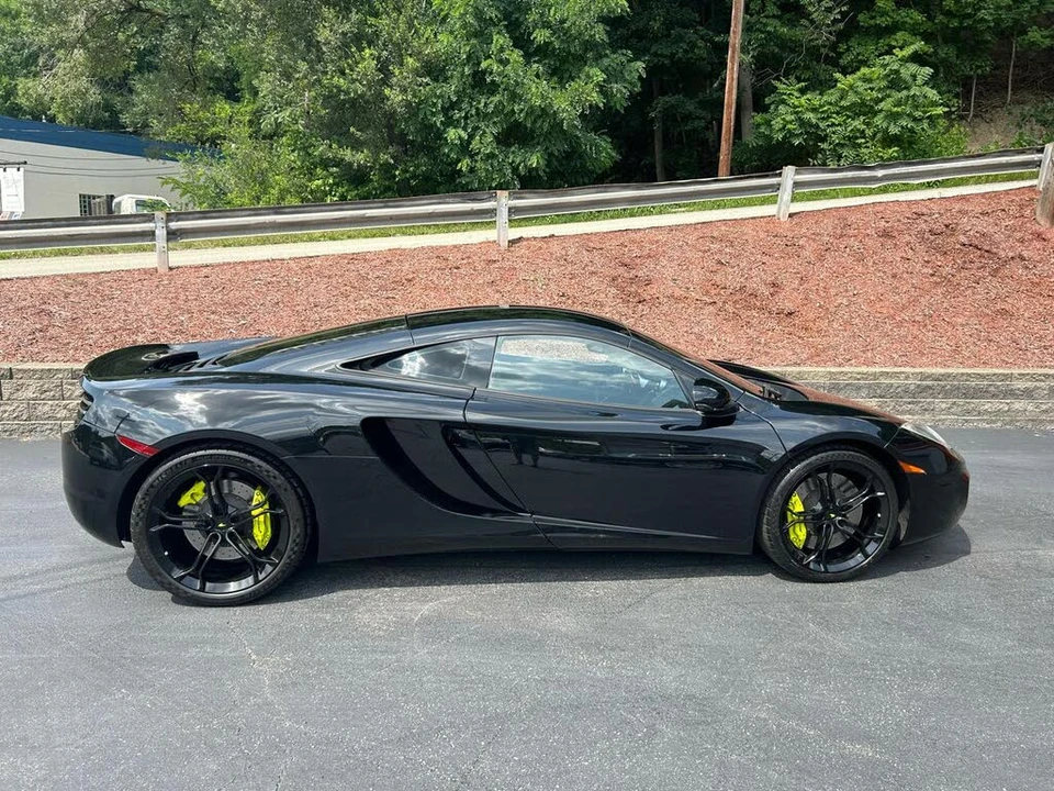 2012 McLaren MP4-12C - Image 9 of 29