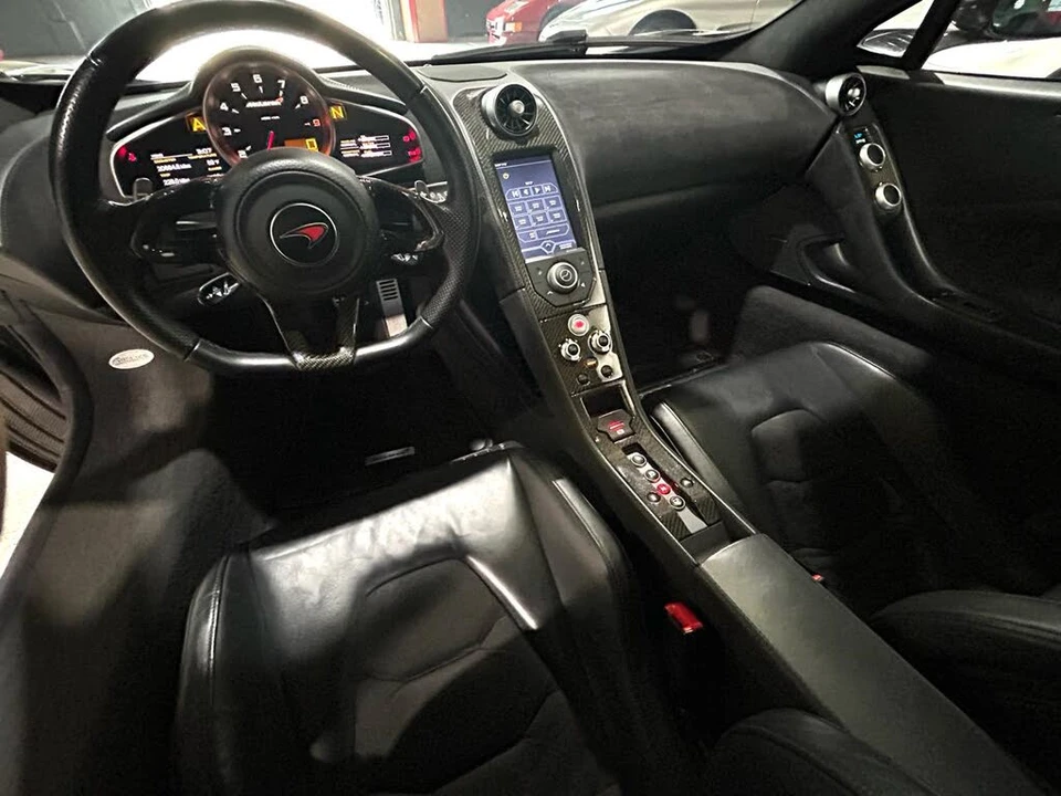 2012 McLaren MP4-12C - Image 15 of 29