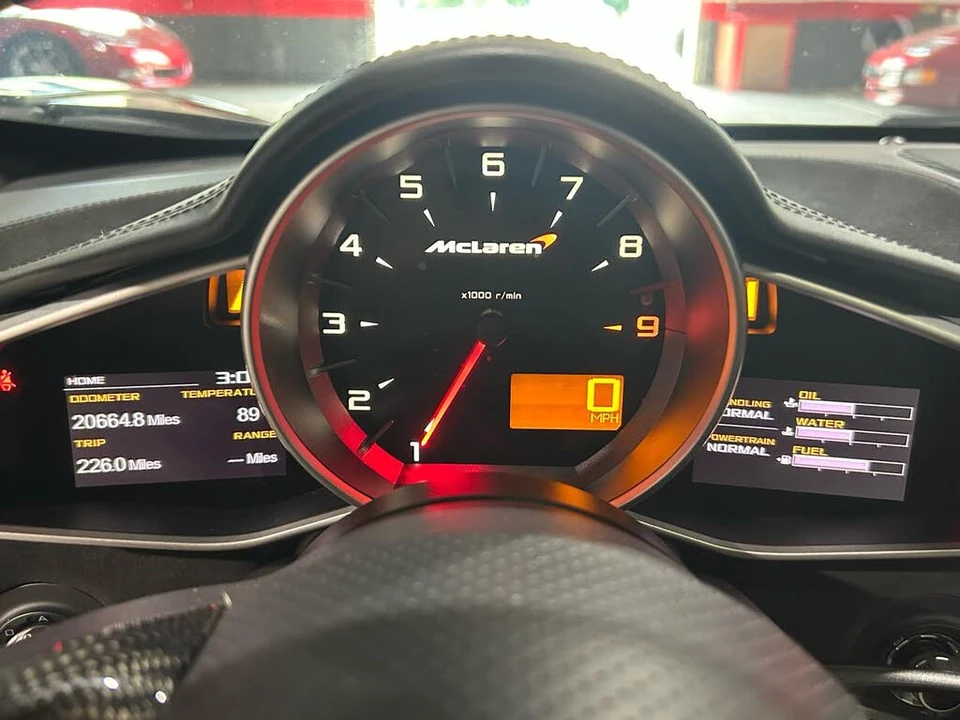 2012 McLaren MP4-12C - Image 18 of 29