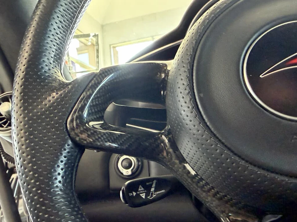 2012 McLaren MP4-12C - Image 19 of 31