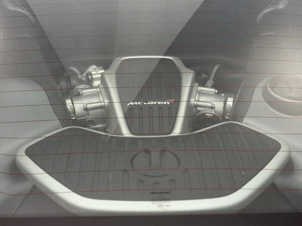 2012 McLaren MP4-12C - Image 4 of 31