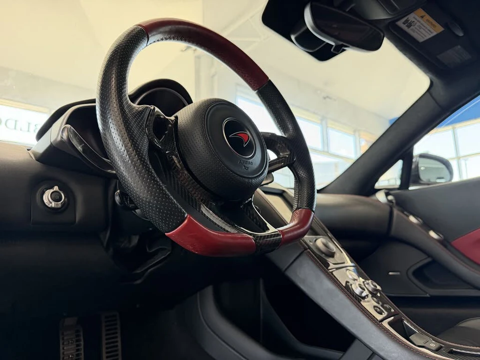 2012 McLaren MP4-12C - Image 2 of 31