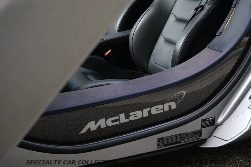 2012 McLaren MP4-12C - Image 24 of 31