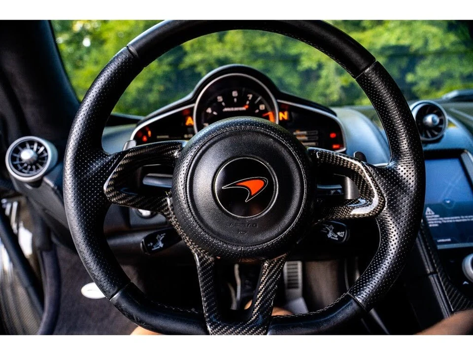 2012 McLaren MP4-12C - Image 29 of 31