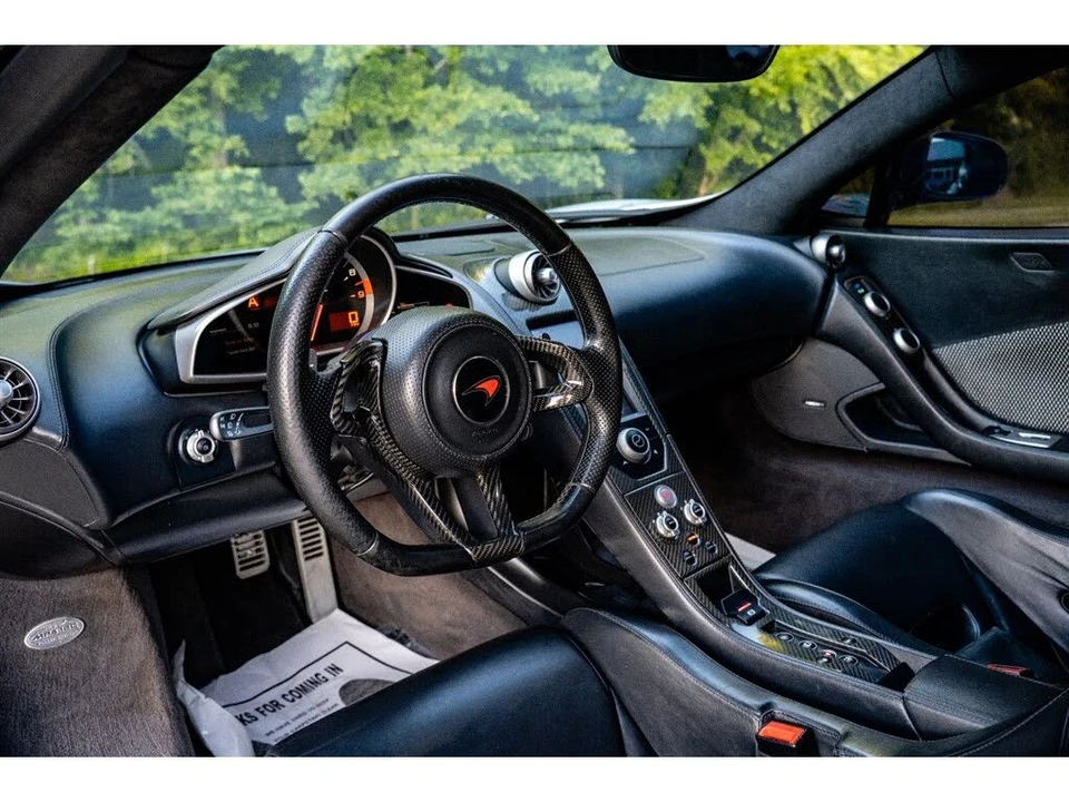 2012 McLaren MP4-12C - Image 26 of 31