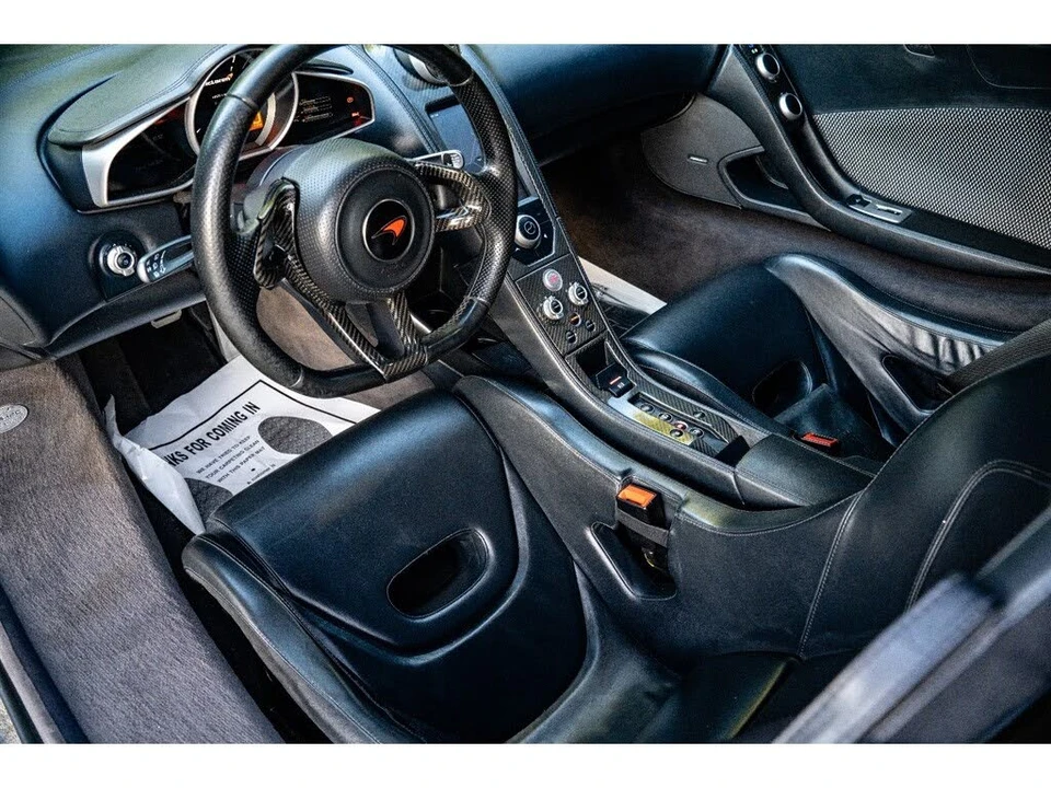 2012 McLaren MP4-12C - Image 25 of 31