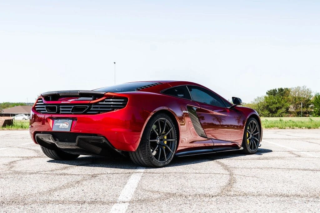 2012 McLaren MP4-12C - Image 18 of 31