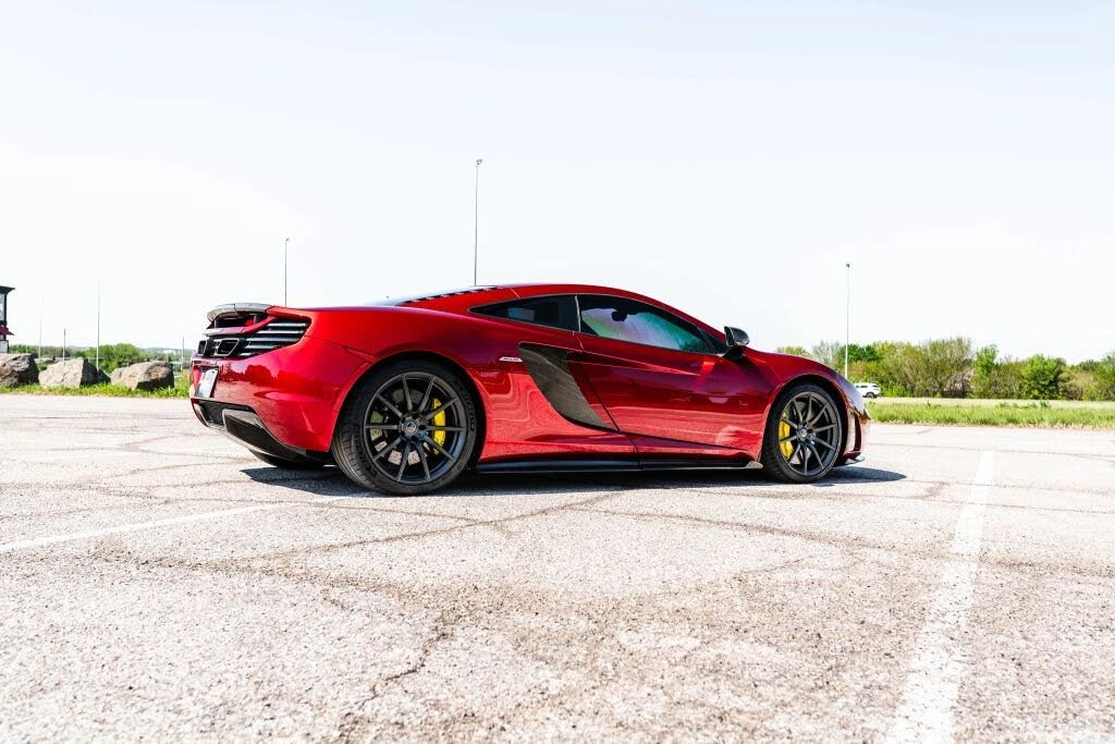 2012 McLaren MP4-12C - Image 20 of 31