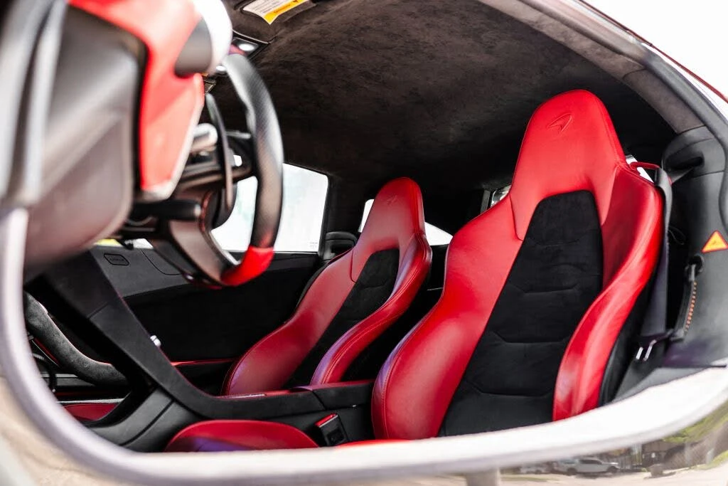 2012 McLaren MP4-12C - Image 26 of 31