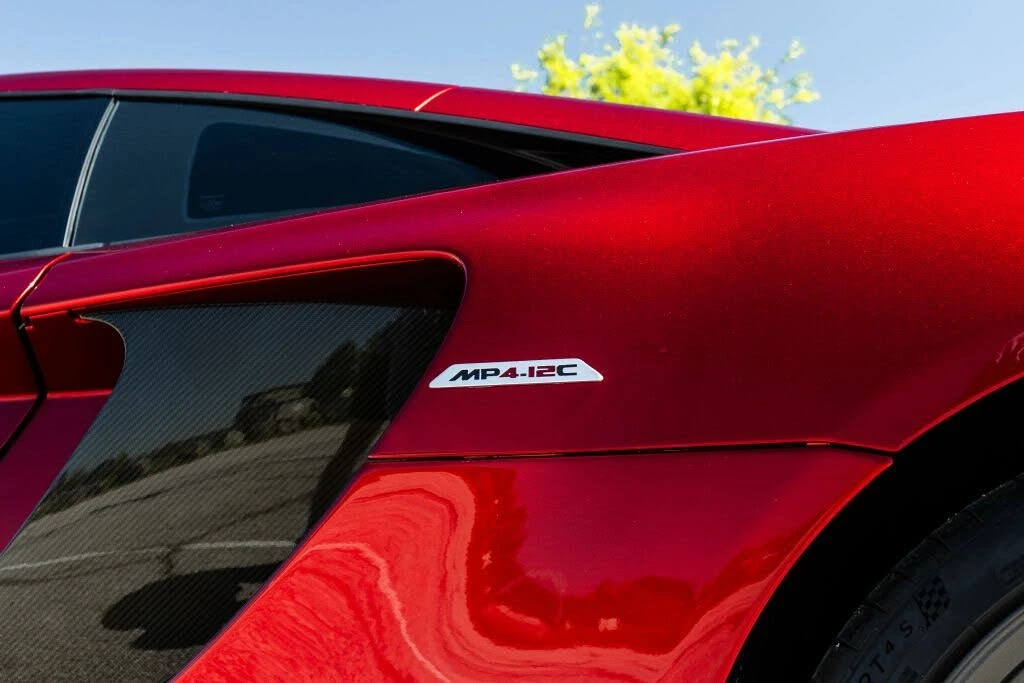 2012 McLaren MP4-12C - Image 13 of 31