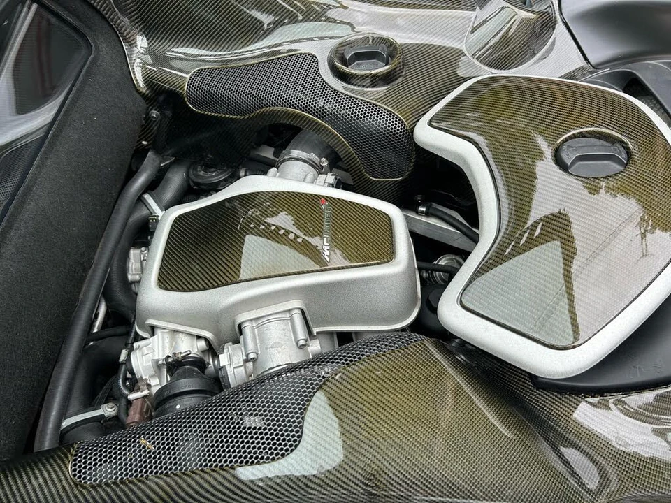 2012 McLaren MP4-12C - Image 14 of 23