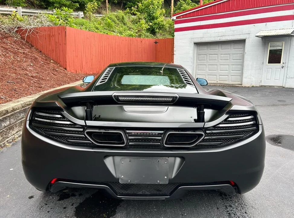 2012 McLaren MP4-12C - Image 7 of 23