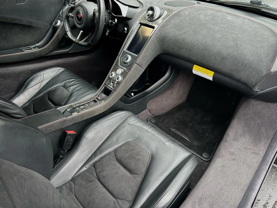 2012 McLaren MP4-12C - Image 20 of 23