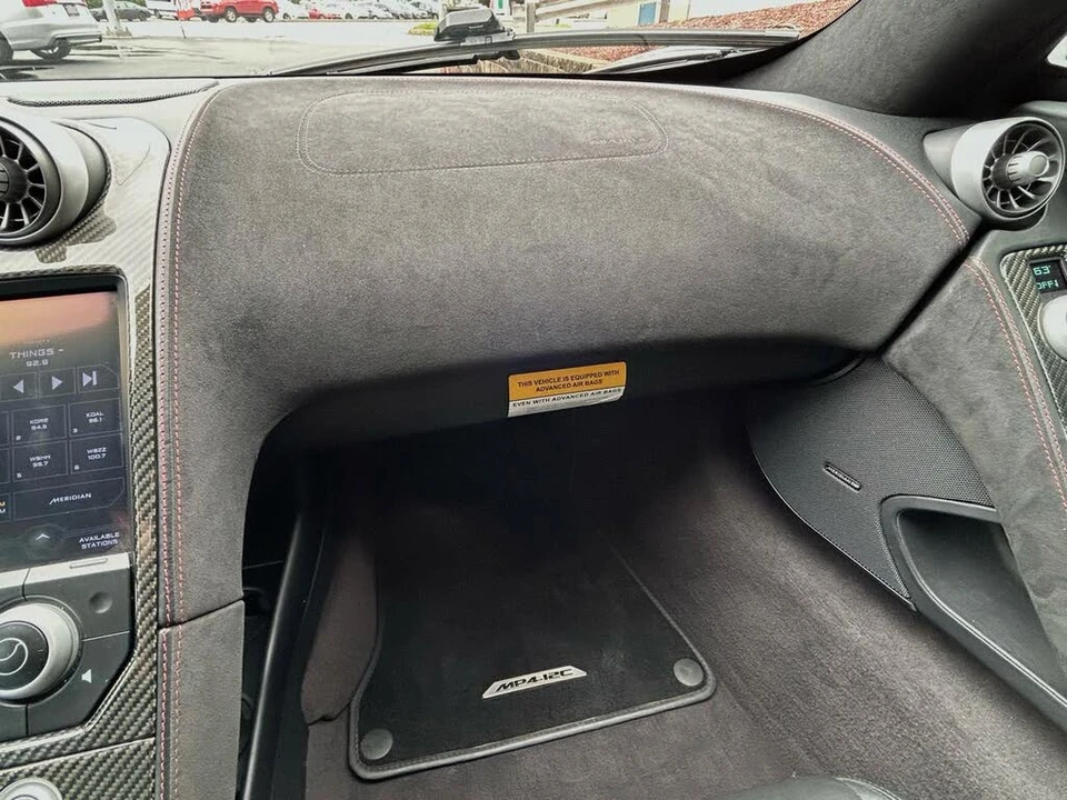 2012 McLaren MP4-12C - Image 22 of 23