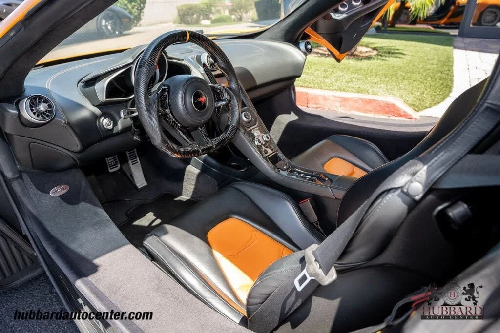 2012 McLaren MP4-12C - Image 17 of 31