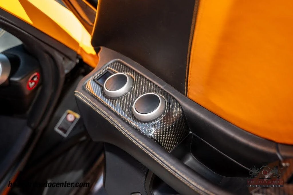 2012 McLaren MP4-12C - Image 25 of 31