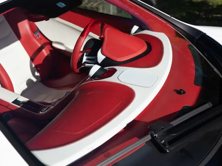 2012 McLaren MP4-12C - Image 11 of 31