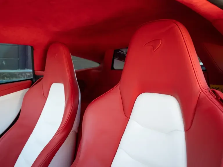 2012 McLaren MP4-12C - Image 23 of 31