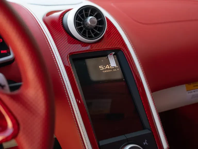 2012 McLaren MP4-12C - Image 19 of 31