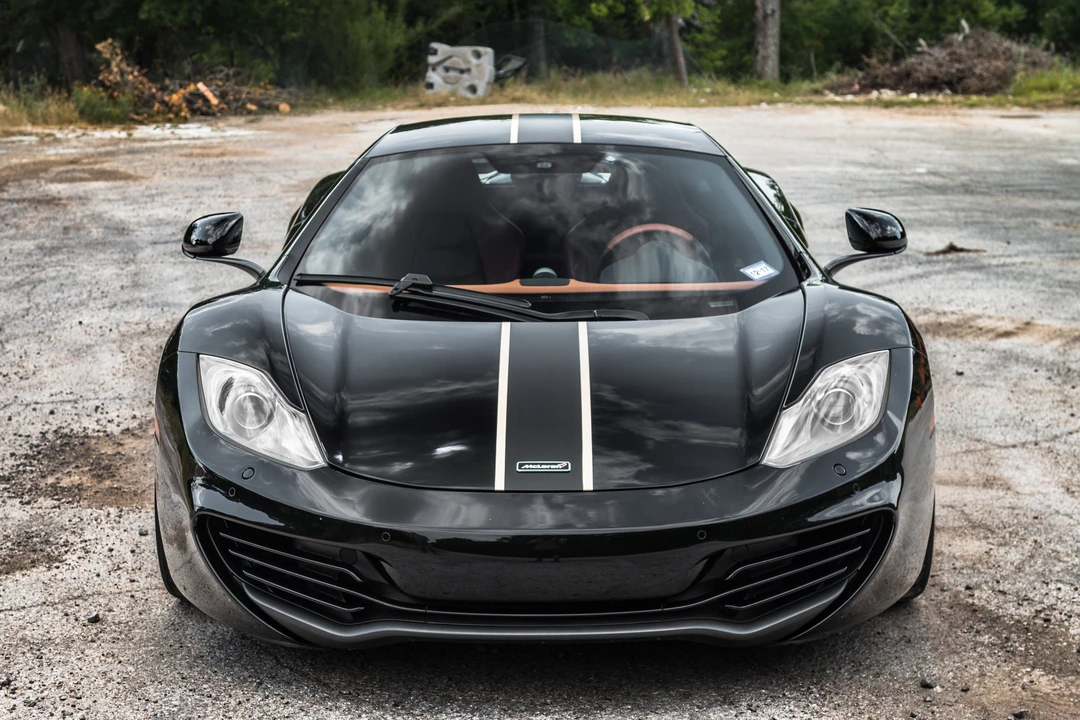 2012 McLaren MP4-12C - Image 2 of 14