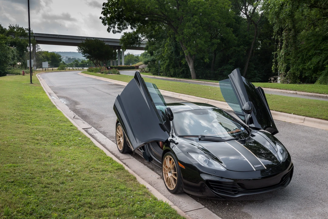 2012 McLaren MP4-12C - Image 7 of 14