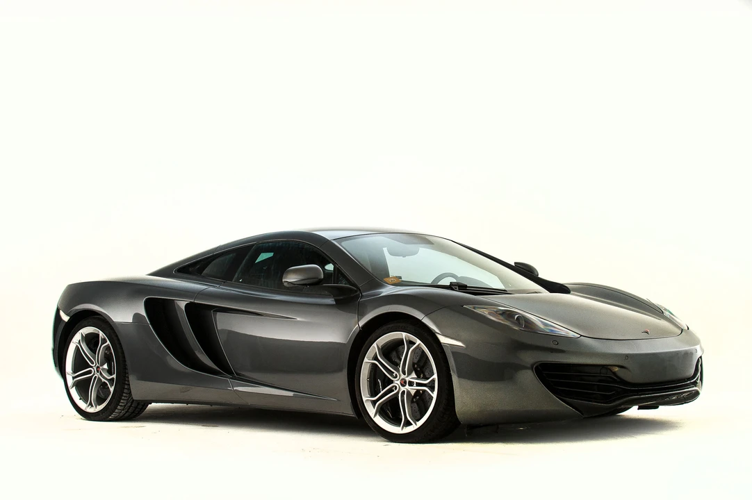 2012 McLaren MP4-12C - Image 7 of 18