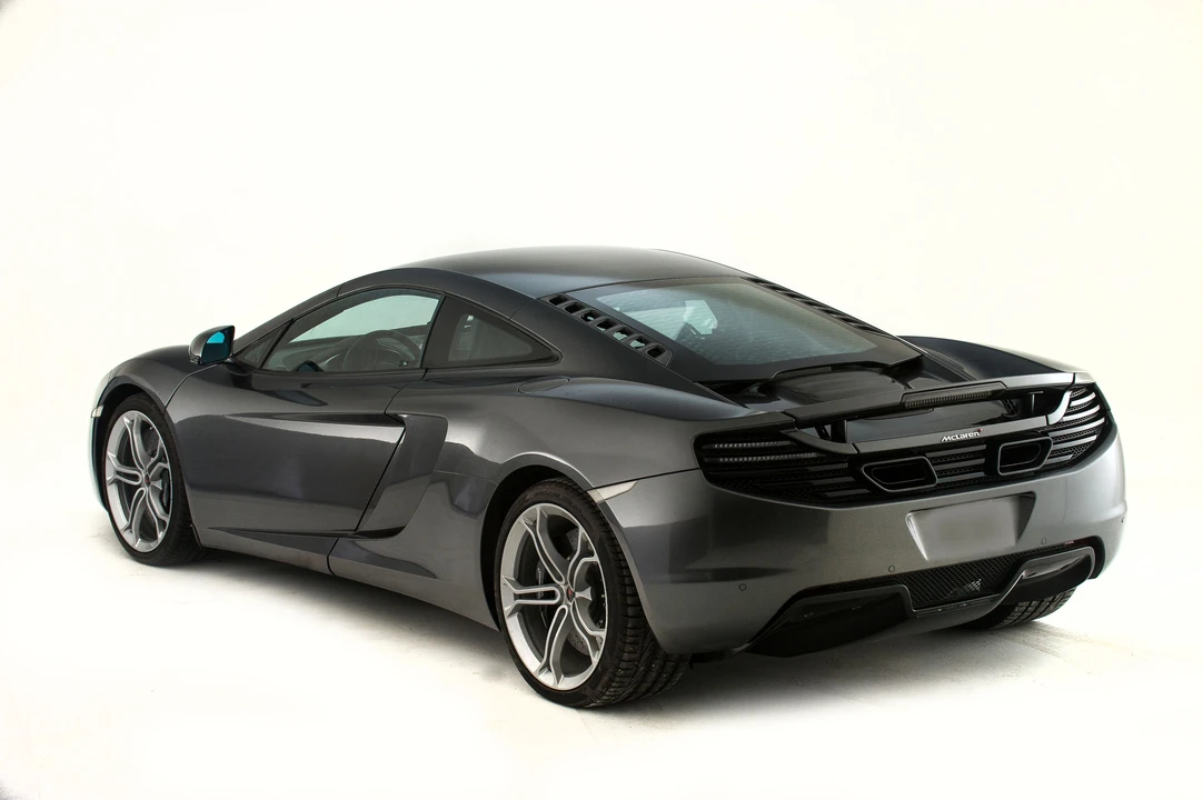 2012 McLaren MP4-12C - Image 18 of 18