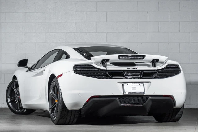 2012 McLaren MP4-12C - Image 4 of 10