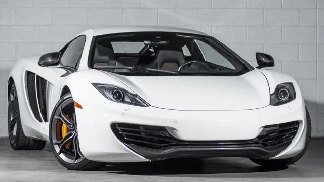 2012 McLaren MP4-12C - Image 2 of 10