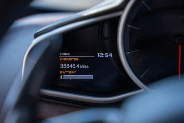2012 McLaren MP4-12C - Image 9 of 21