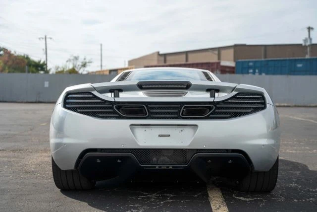 2012 McLaren MP4-12C - Image 10 of 19