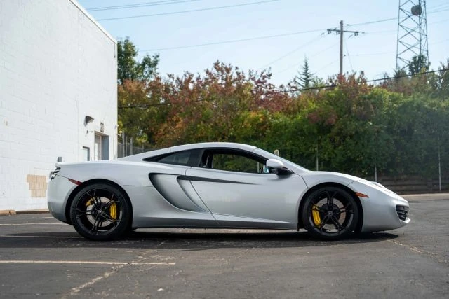 2012 McLaren MP4-12C - Image 9 of 19