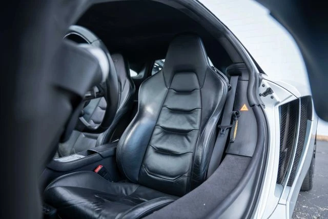 2012 McLaren MP4-12C - Image 3 of 19